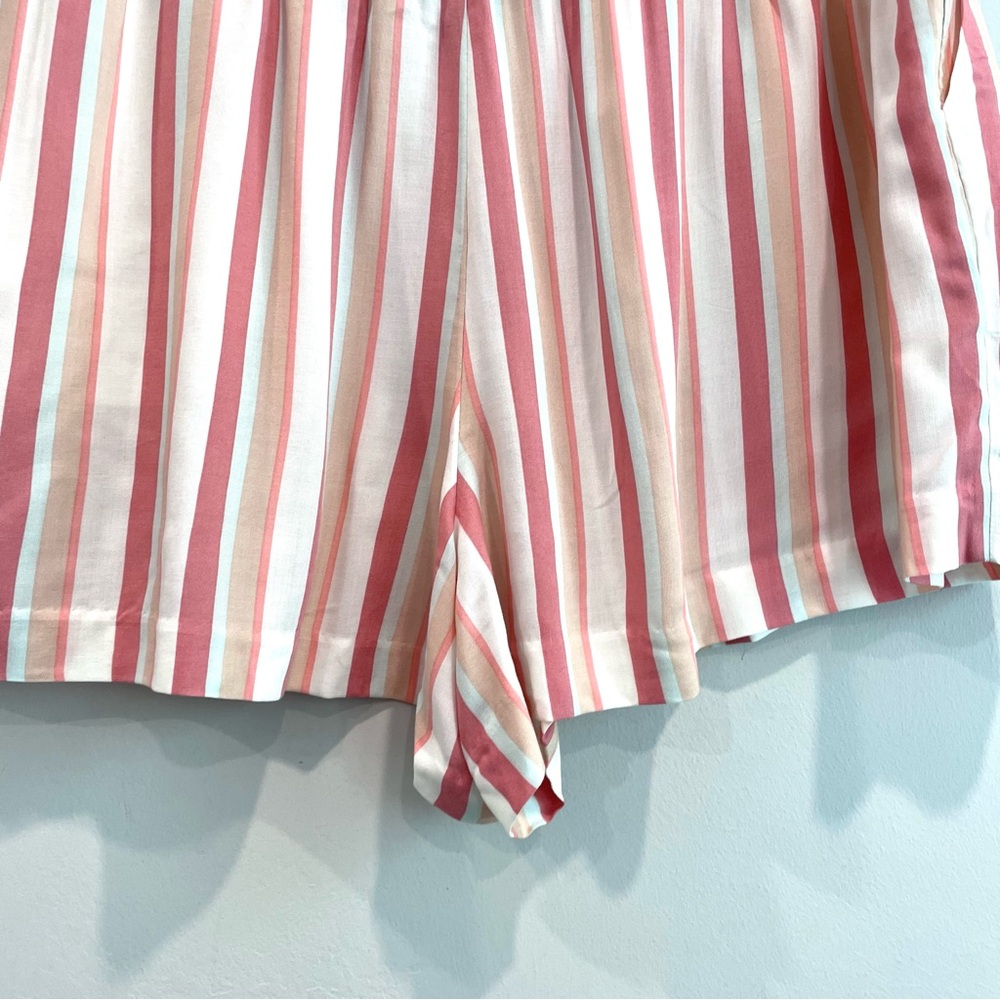 Apt.9 Mid Rise Striped Lightweight Pull On Shorts - Picture 6 of 8